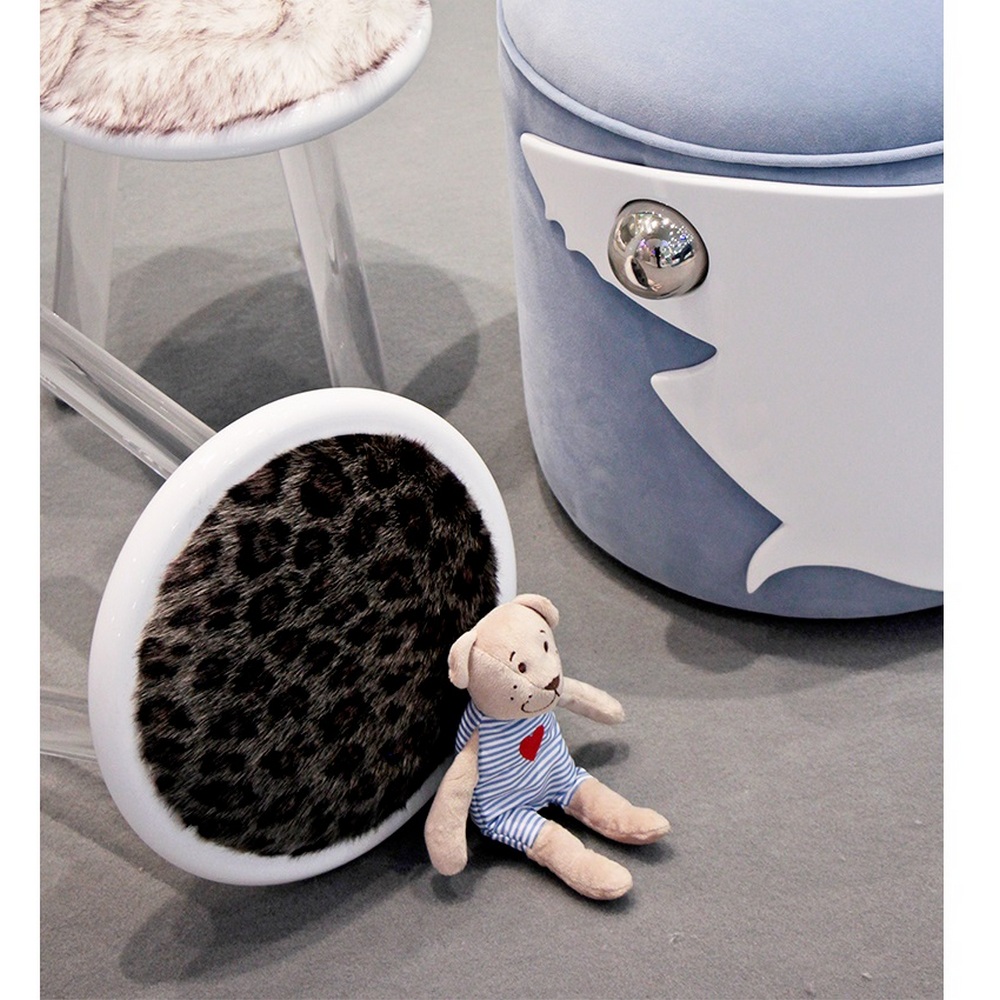 ILLUSION20STOOL 07