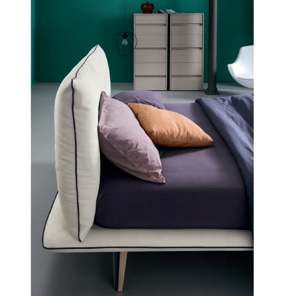 EXTRA BED 02