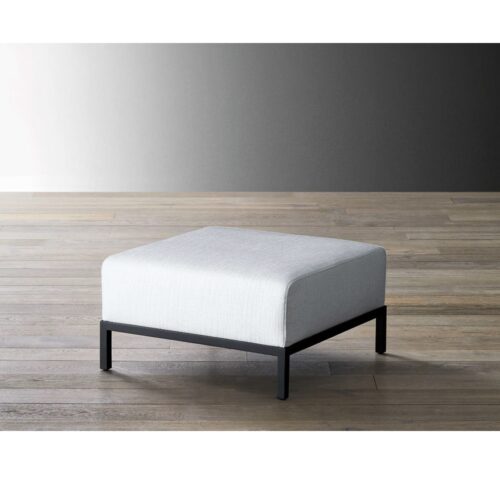 Berry pouf