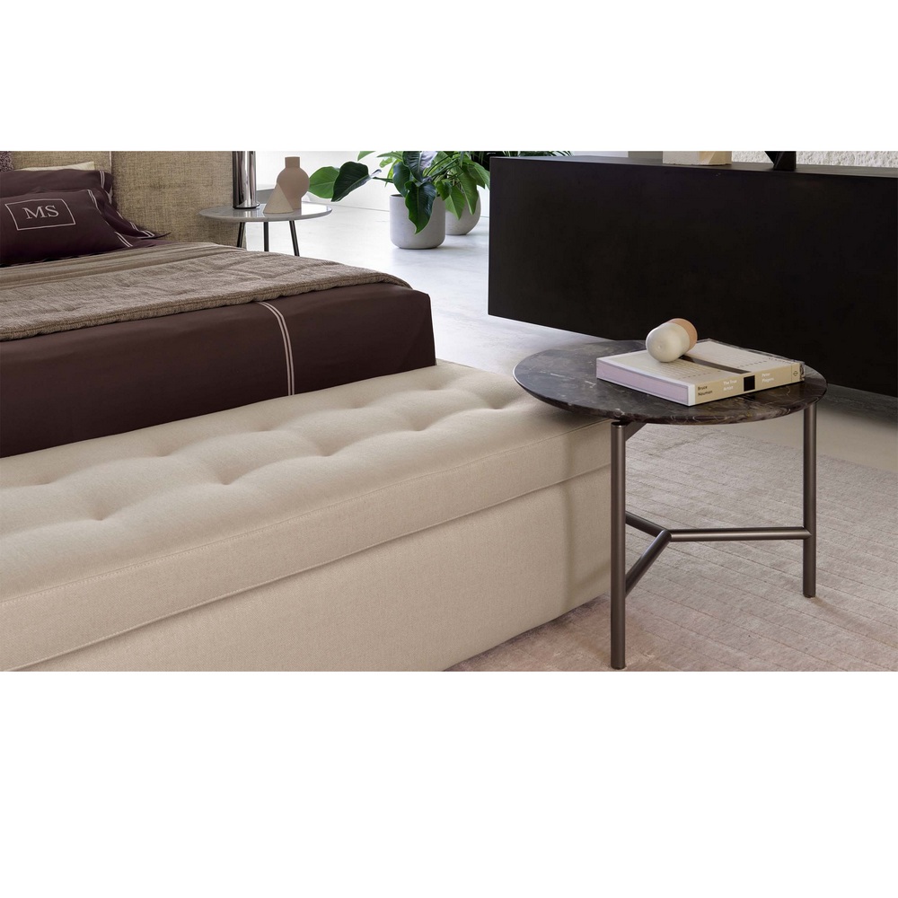 Iko table 01 Flou