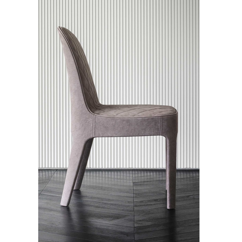 ARIA Chair 02