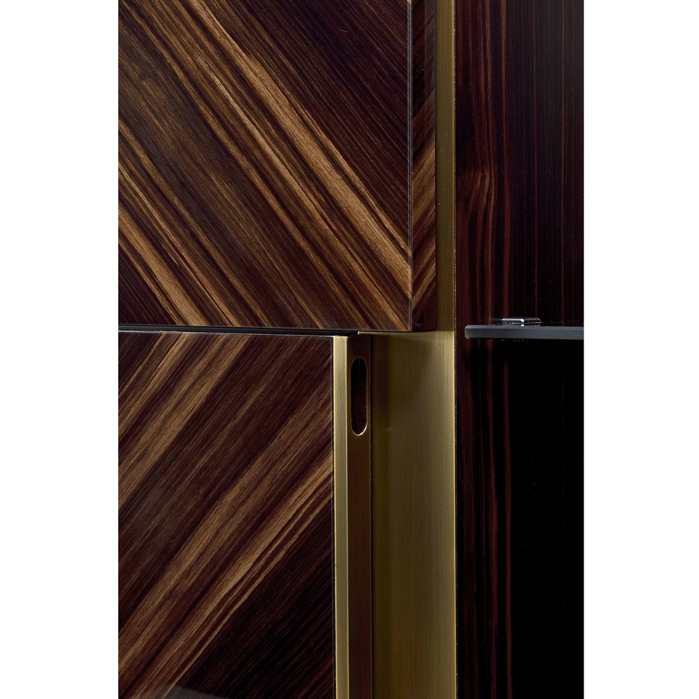 BLADE HIGH Sideboard 01