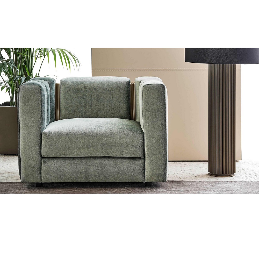 CLUB Armchair 04