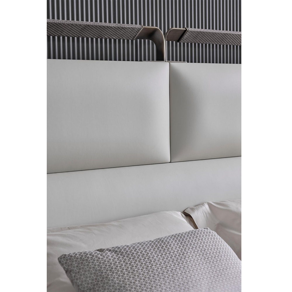 GRACE BIG Bed 03