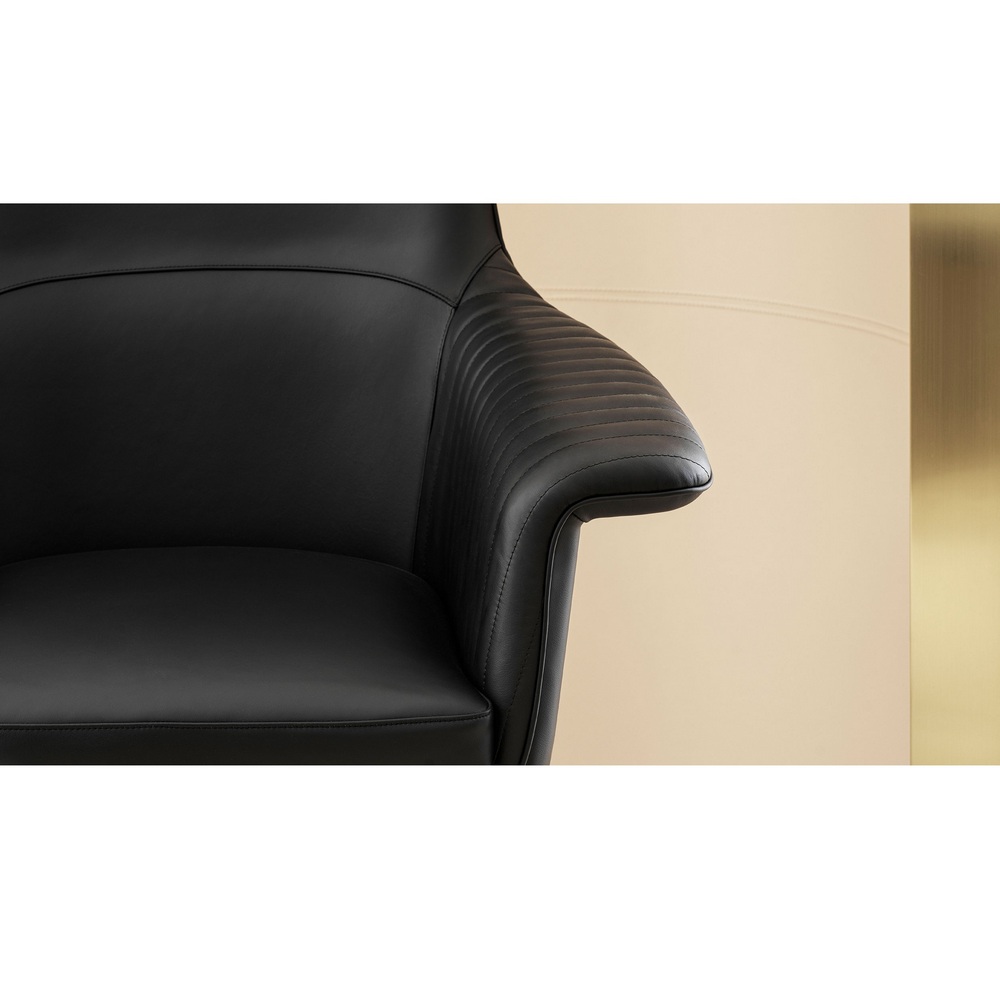 PRESIDENT CHAIR 01
