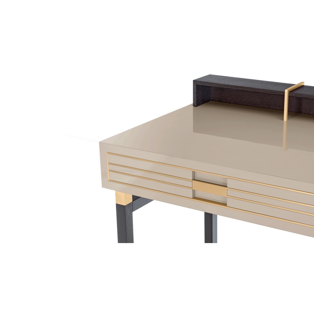 EDINBURGH desk 03