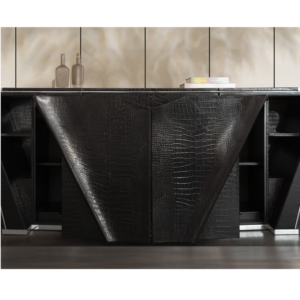 PRIOR CUPBOARD 03