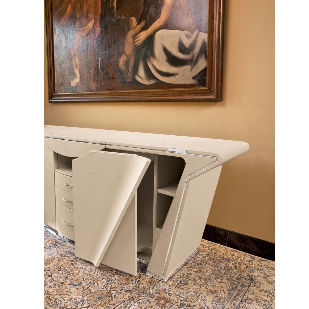 PRIOR CUPBOARD 05