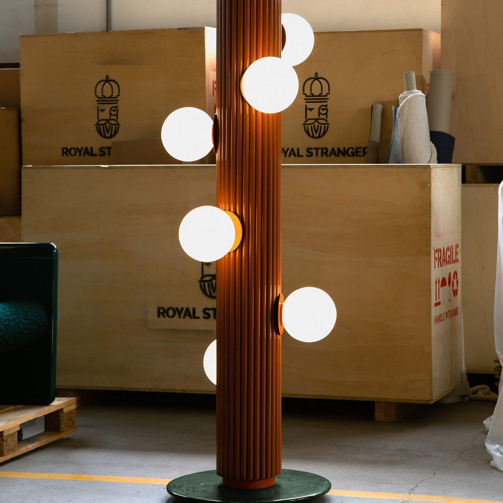 KleosFloorLamp 05