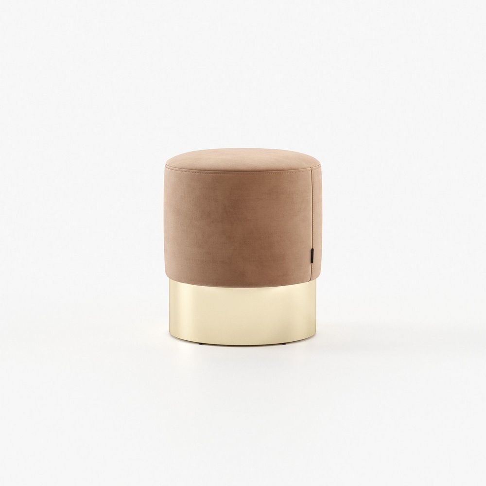 IsaacPouf 02