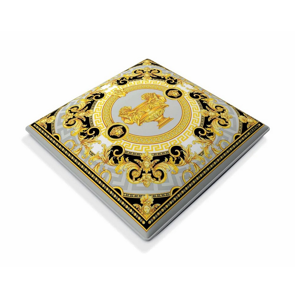 Narcissus ottoman 02