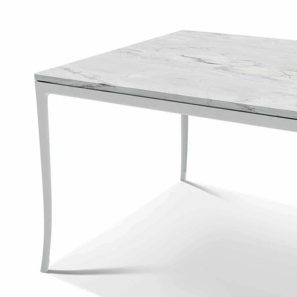 Stiletto Outdoor table 01