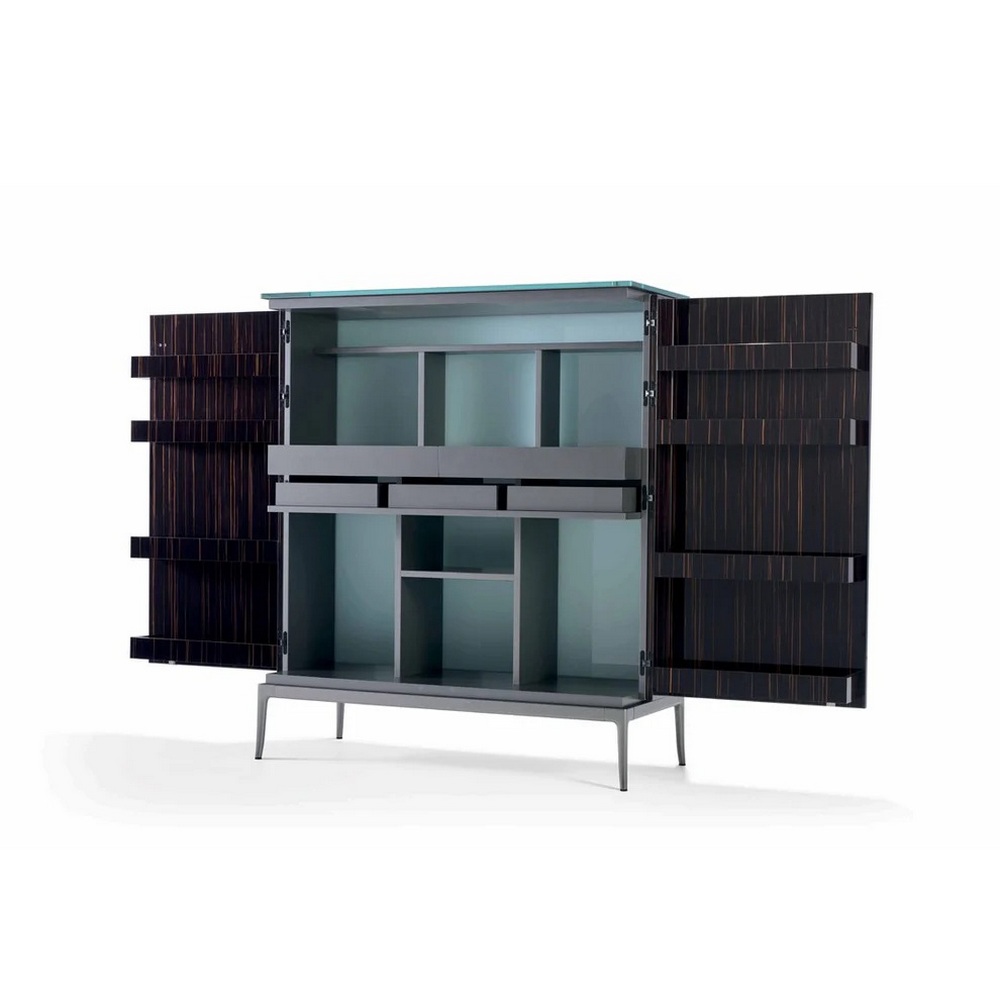 Stiletto bar 01