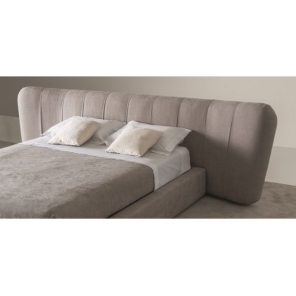 ROYALEBed 01