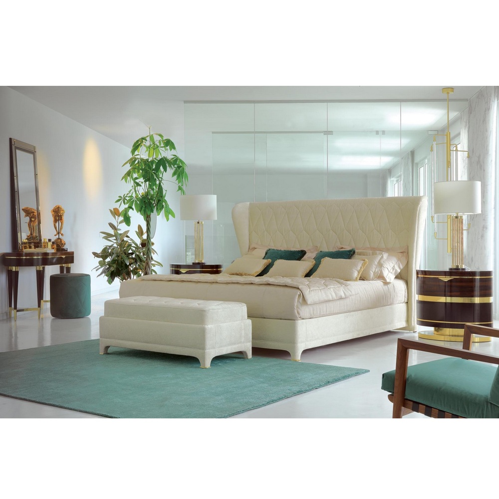 CHANELBED 01